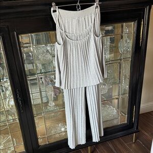 House of Harlow 1960 Silver Ribbed Tank & Wide-Leg Pants Set